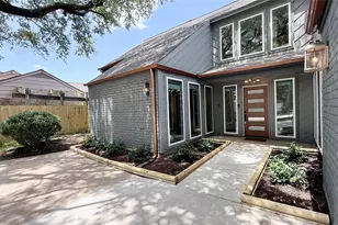 1315 Warwickshire Dr, Houston, TX 77077 - Photo 24