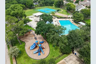 1315 Warwickshire Drive, Houston, TX 77077 - Photo 46