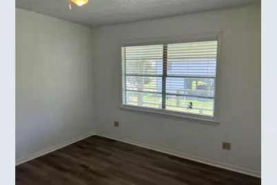 215 13th Street, San Leon, TX 77539 - Photo 8
