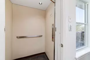 18506 E De Vaca, Galveston, TX 77554 - Photo 6