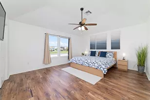 18506 E De Vaca, Galveston, TX 77554 - Photo 34