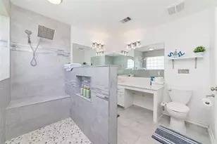 18506 E De Vaca, Galveston, TX 77554 - Photo 26