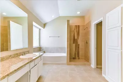 4738 Cavern Drive, Friendswood, TX 77546 - Photo 16