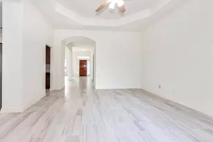 130 W Stockbridge Landing Cir, The Woodlands, TX 77382 - Photo 8