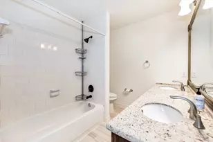 130 W Stockbridge Landing Cir, The Woodlands, TX 77382 - Photo 24