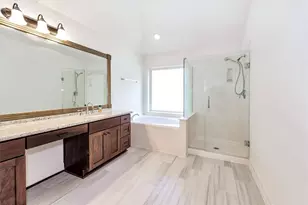 130 W Stockbridge Landing Cir, The Woodlands, TX 77382 - Photo 18