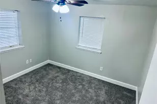 501 Waco St, Conroe, TX 77301 - Photo 10