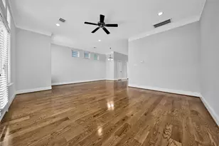 626 E 28th St, Houston, TX 77008 - Photo 12