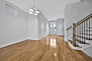 626 E 28th St, Houston, TX 77008 - Photo 14