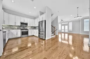 626 E 28th St, Houston, TX 77008 - Photo 6