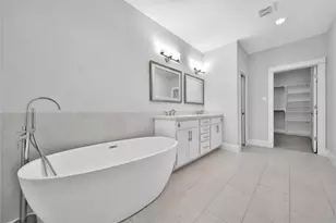 626 E 28th St, Houston, TX 77008 - Photo 20