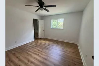 10031 Inwood Drive, Houston, TX 77042 - Photo 6