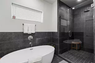 3925 Willowbend Pt Dr, Houston, TX 77025 - Photo 26