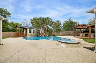 7503 Northwoods Dr, Sugar Land, TX 77479 - Photo 26