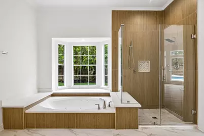 7503 Northwoods Drive, Sugar Land, TX 77479 - Photo 18