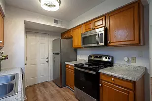 4150 Crow Rd, Beaumont, TX 77706 - Photo 10