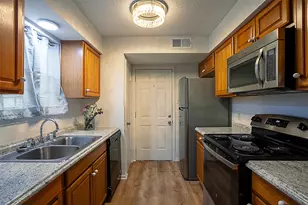 4150 Crow Rd, Beaumont, TX 77706 - Photo 8