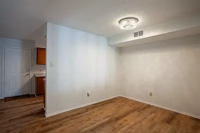 4150 Crow Road #10, Beaumont, TX 77706 - Photo 6