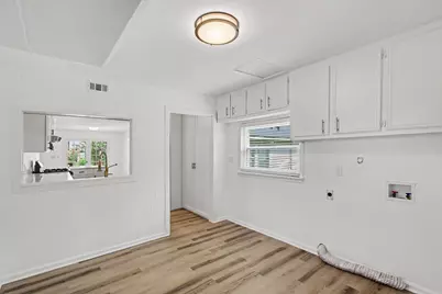 302 Lawrence Street, Tomball, TX 77375 - Photo 18