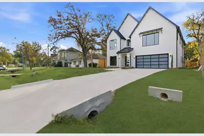 959 Althea Drive, Houston, TX 77018 - Photo 2