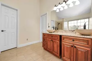 10422 Springland Ct, Houston, TX 77065 - Photo 10