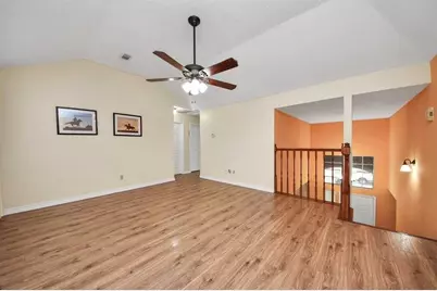 10422 Springland Court, Houston, TX 77065 - Photo 10