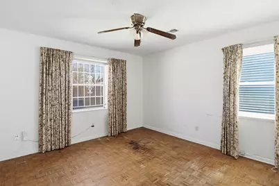 5215 Grace Point Lane, Houston, TX 77048 - Photo 20