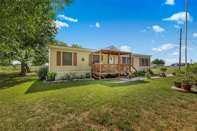 410 Nelson Avenue, Victoria, TX 77901 - Photo 2