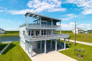 3841 Biscayne Beach Rd, Crystal Beach, TX 77650 - Photo 1