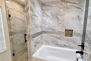 9827 Westminster Dr, Humble, TX 77338 - Photo 14