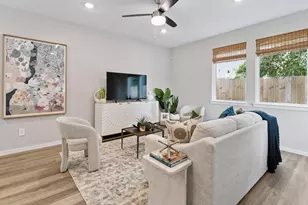 5927 Manning Oaks St, Houston, TX 77091 - Photo 10