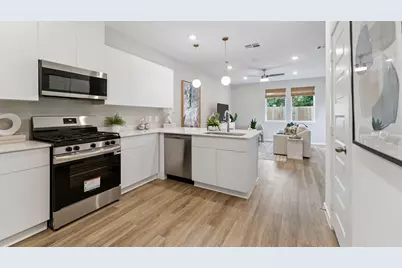 5927 Manning Oaks Street, Houston, TX 77091 - Photo 8