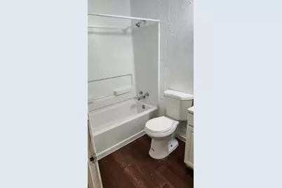 103 Avondale Street #1, Houston, TX 77006 - Photo 10