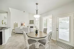 13607 Breakwater Path Loop, Houston, TX 77044 - Photo 10