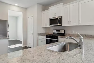 15415 Maple Terrace Drive, Conroe, TX 77303 - Photo 8