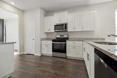 15415 Maple Terrace Drive, Conroe, TX 77303 - Photo 6