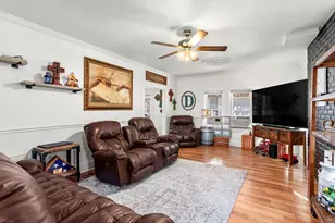 910 Avenue J, Huntsville, TX 77320 - Photo 4