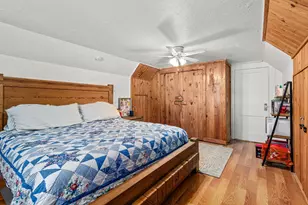 910 Avenue J, Huntsville, TX 77320 - Photo 12