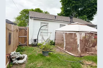 417 S Kansas Street, La Porte, TX 77571 - Photo 10