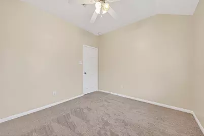 16315 Woma Court, Sugar Land, TX 77498 - Photo 32
