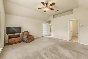 312 Broadmoor Dr, Huntsville, TX 77340 - Photo 20