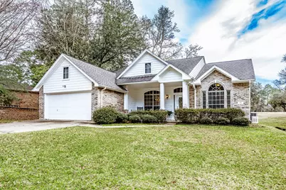 312 Broadmoor Drive, Huntsville, TX 77340 - Photo 1