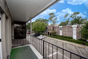 7575 Katy Fwy, Houston, TX 77024 - Photo 20