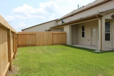 12254 Roy Mix Bohn Lane, Houston, TX 77044 - Photo 2