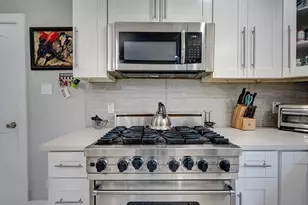 5205 Irvington Blvd, Houston, TX 77009 - Photo 4