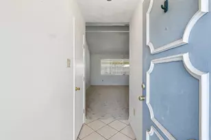 10110 Shell Rock Rd, La Porte, TX 77571 - Photo 2