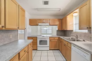 10110 Shell Rock Rd, La Porte, TX 77571 - Photo 10