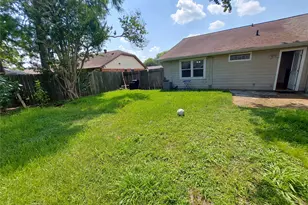 3807 Quiet Pl Dr, Houston, TX 77082 - Photo 46