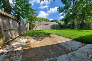 3807 Quiet Pl Dr, Houston, TX 77082 - Photo 44