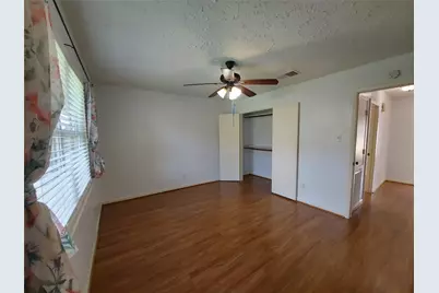 3807 Quiet Place Drive, Houston, TX 77082 - Photo 6